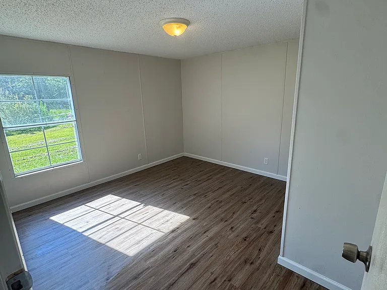 2025 Lee Road 249 — Photo 12
