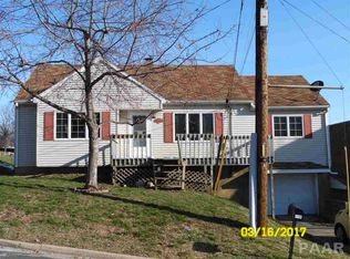 100 W McClure Ave, Bartonville, IL