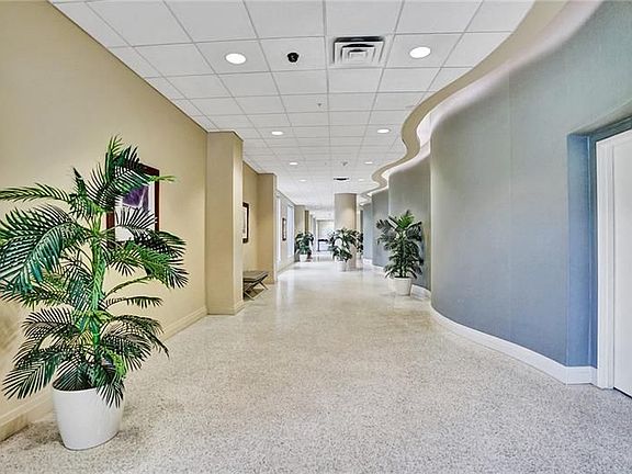 3rd image of 4001 S Ocean Dr #Penthouse 5k