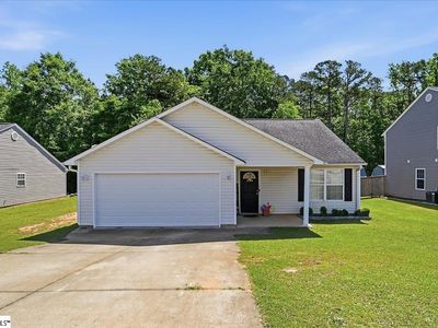 300 London Dr, Laurens, SC, 29360
