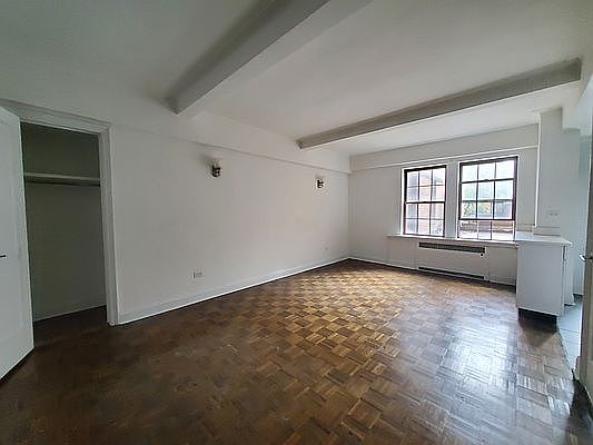 3rd image of 80 Cranberry St #9B
