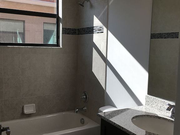 5th image of 4120 55th St