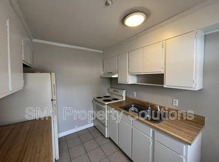 2205 Yow Rd, Greensboro, NC 27407