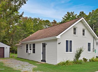 115 Seeley Rd, Hawley, PA 18428