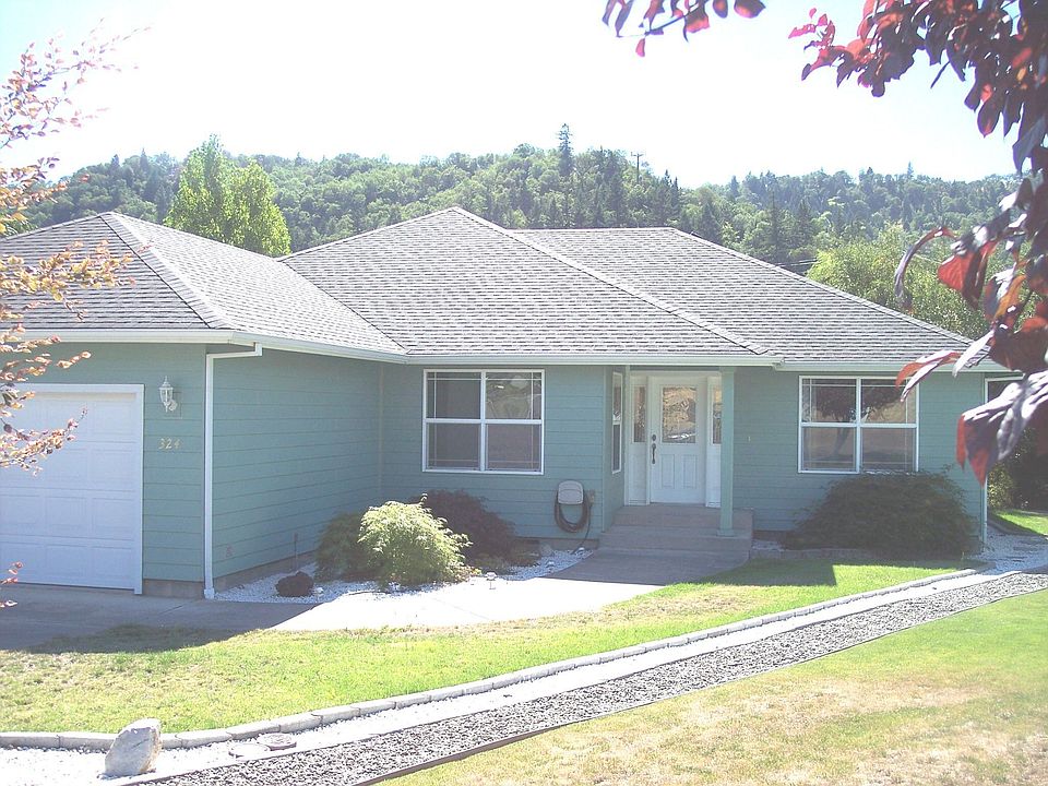 2nd image of 324 Village Dr