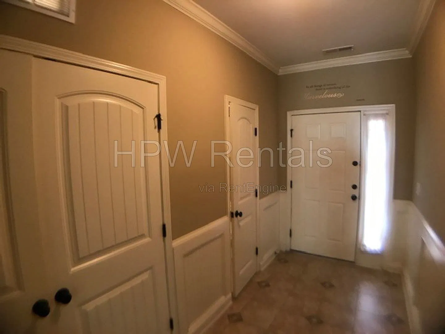 3 bed, 2.5 bath, 1755 sqft, $2,025 — Photo 3