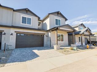 597 N Snowberry Cir, Flagstaff, AZ 86004