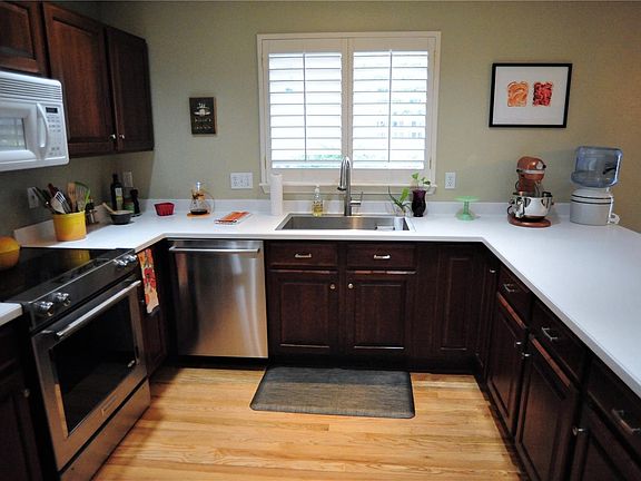5th image of 3967 W Kenyon Ave