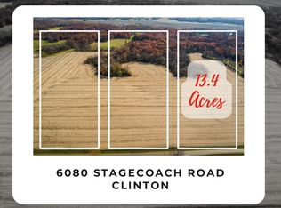 6080 Stage Coach Rd, Clinton, IL 61727