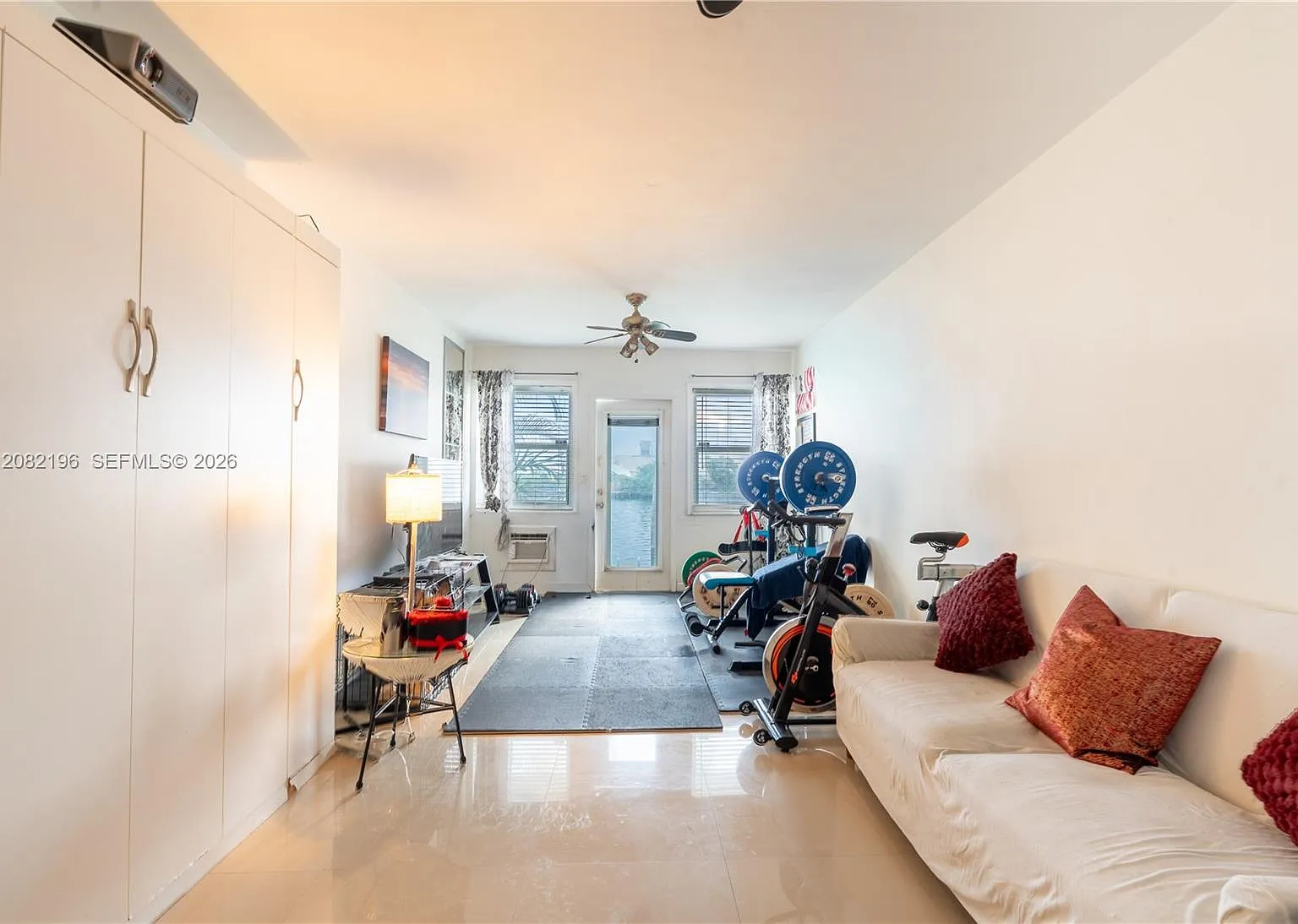Harbor Condo — Photo 2