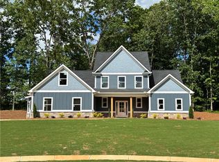 8660 Drake Dr, Lula, GA 30554