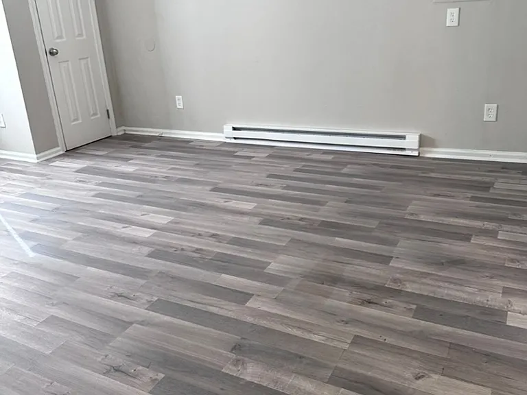 324 Ashlawn Dr — Photo 3