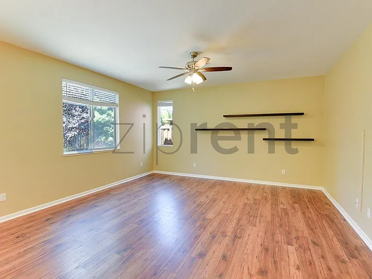 8018 Finchley Ct — Photo 13