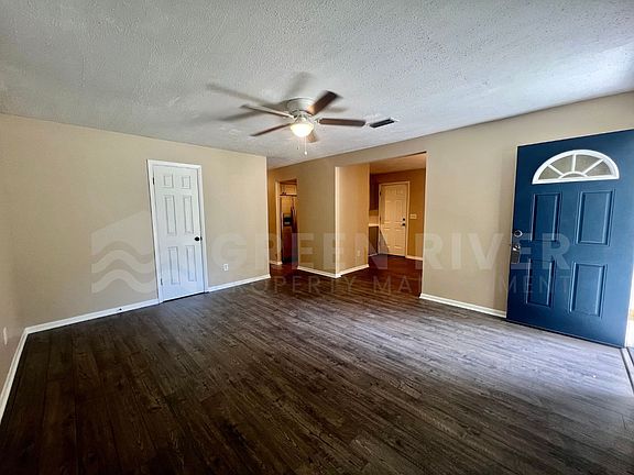4th image of 1602 Forbes St