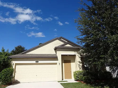 560 Loxley Ct Photo 1