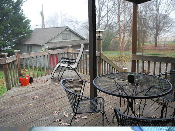 5th image of 3009 NE Fairmont Blvd
