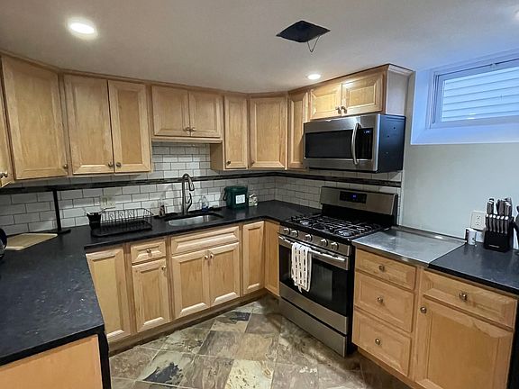 5th image of 88 Park Ave #1
