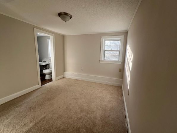 107 W South St #C