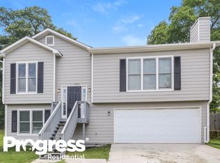 2315 Planters Cove Cir, Lawrenceville, GA 30044