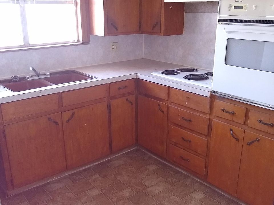 1st image of 400 N Avenue K APT 8