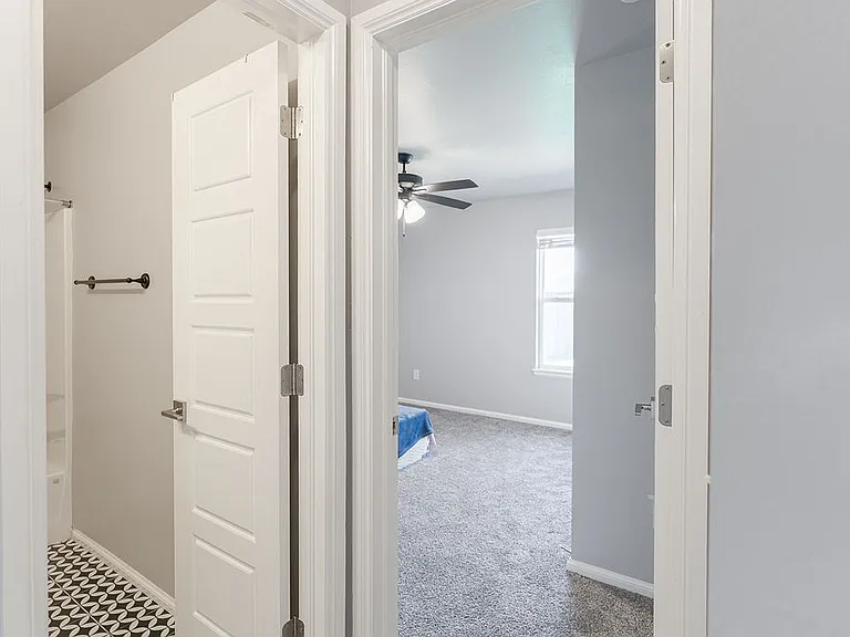 401 Nest Dr — Photo 16