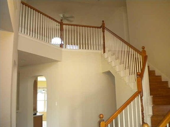 2nd image of 10413 Grayhawk Ln