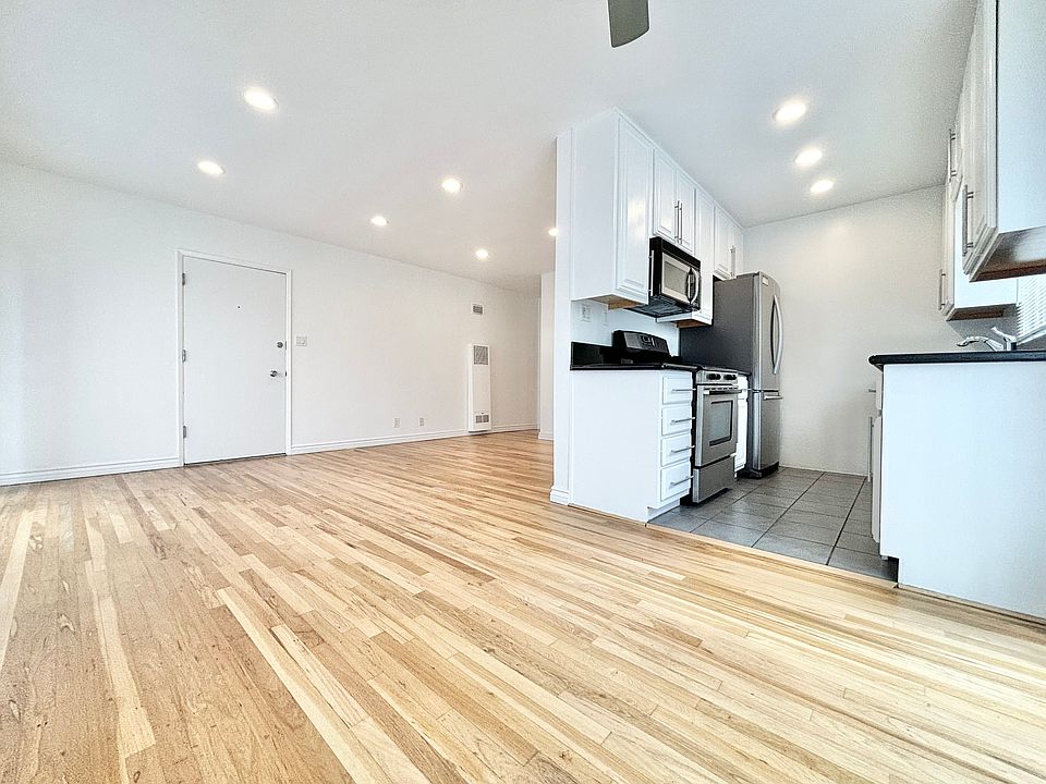 1st image of 943 5th St #1A