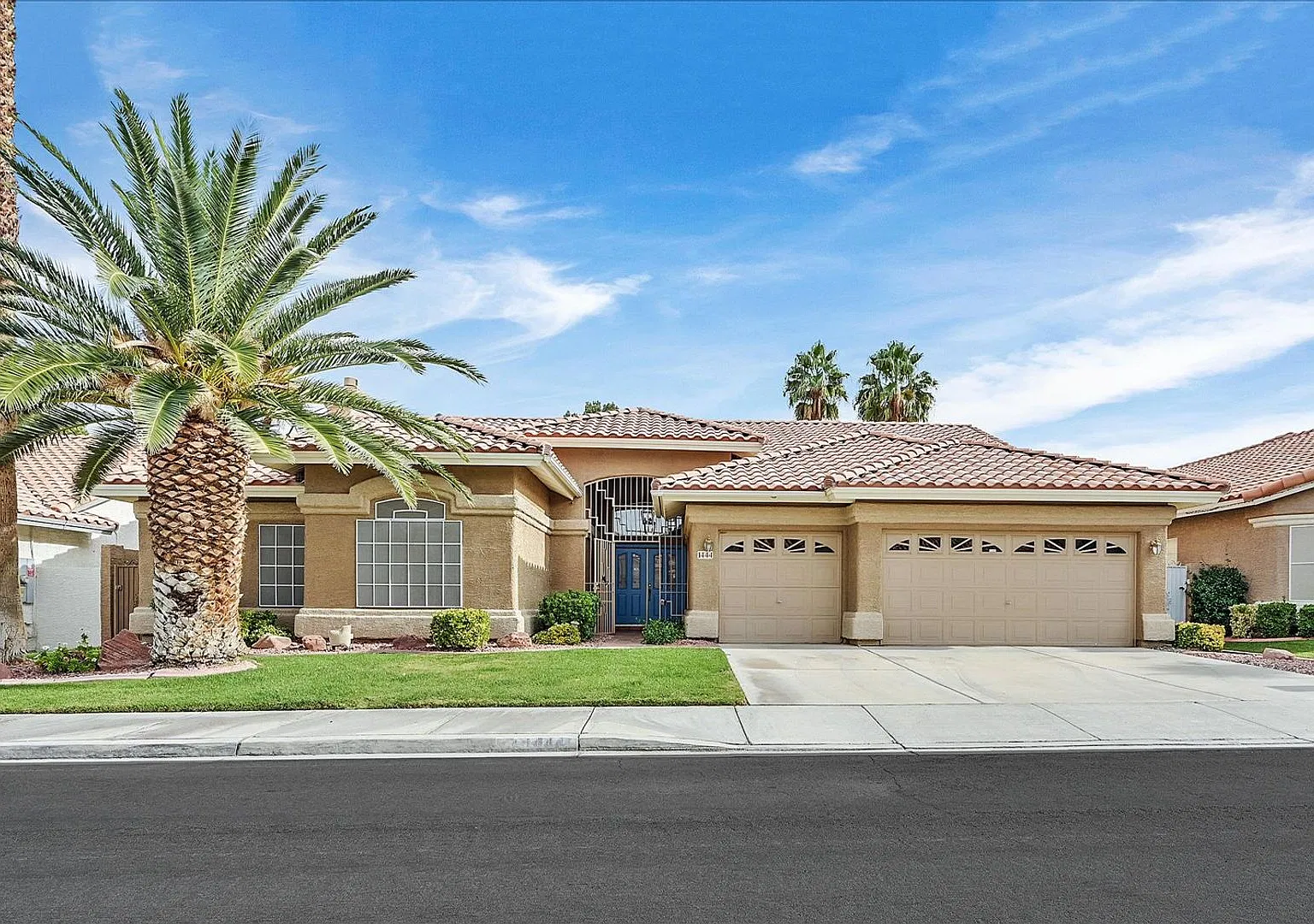 Single Story Home with Pool/Spa in the Highly Desirable Peccole Ranch Community! — Photo 1