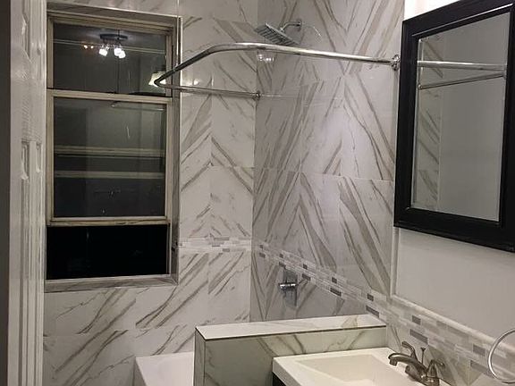 5th image of 11809 83rd Ave APT 2F
