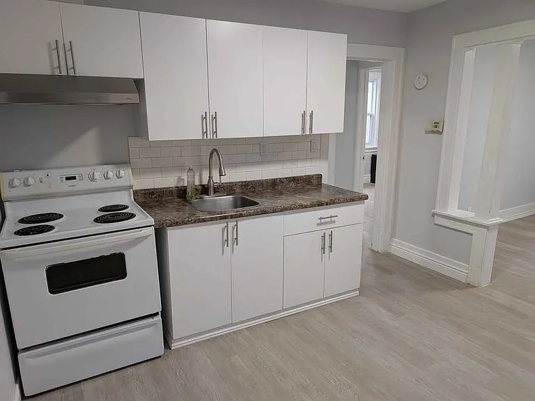 826 Ellrose Ave — Photo 3