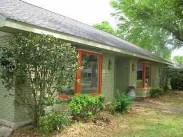 216 Oakwood Dr, Lafayette, LA 70503