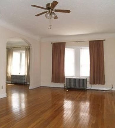 3rd image of 15324 Clifton Blvd APT 302