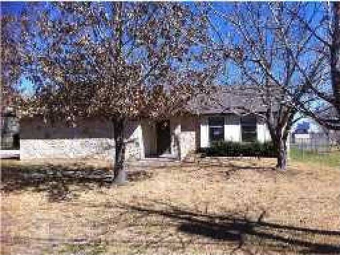 1st image of 118 Green Pasture Dr