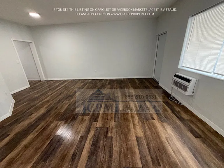 6877 Abbott Ave Miami Beach, FL 33141 — Photo 13
