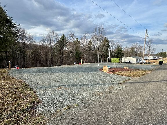 2nd image of 203 Revere Rd