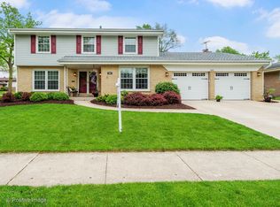 767 S Linden Ave, Elmhurst, IL