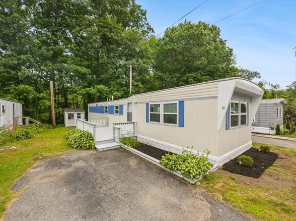 12 Chesapeake Rd, Holbrook, MA 02343