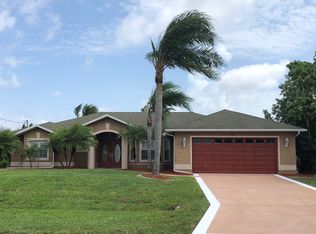 3405 Yucatan Pkwy, Cape Coral, FL 33993