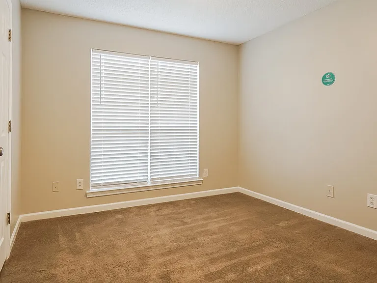 8028 Rockhampton Cir — Photo 16