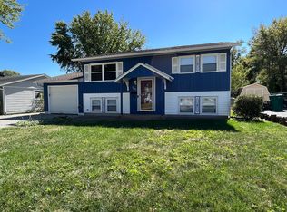 709 W Madison St, O'Fallon, IL 62269