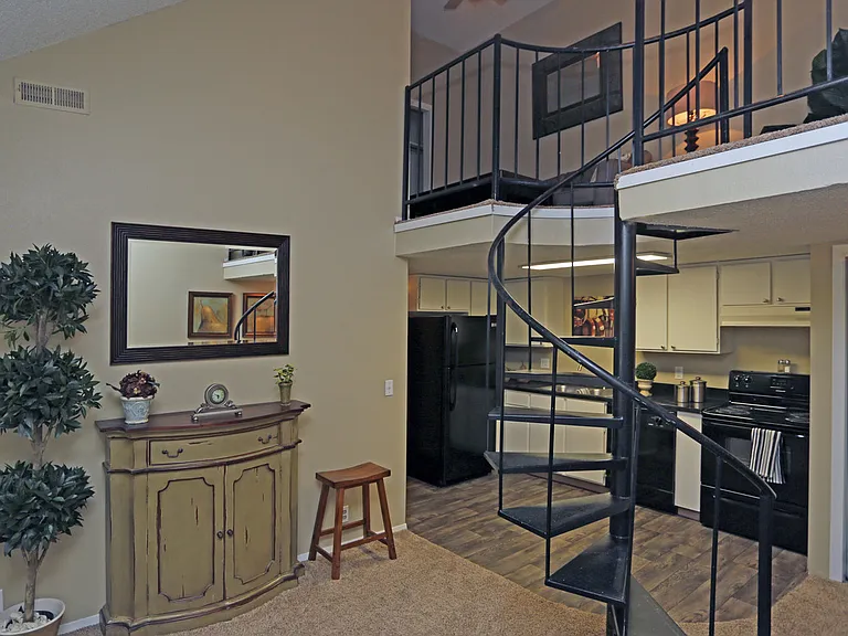 Layton Meadows Apartments — Photo 33