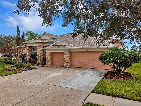 4th image of 25638 Ferdinand Ct