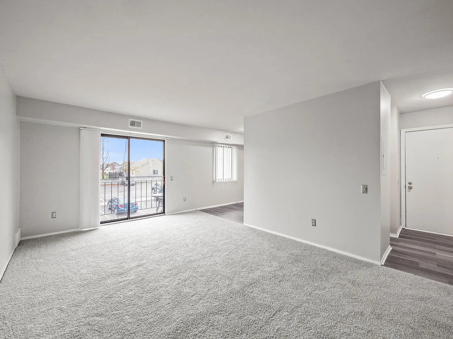Glenwood Apartments — Photo 2