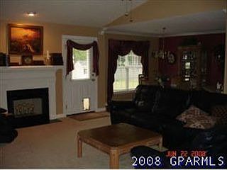 3rd image of 2515 Westminster Dr