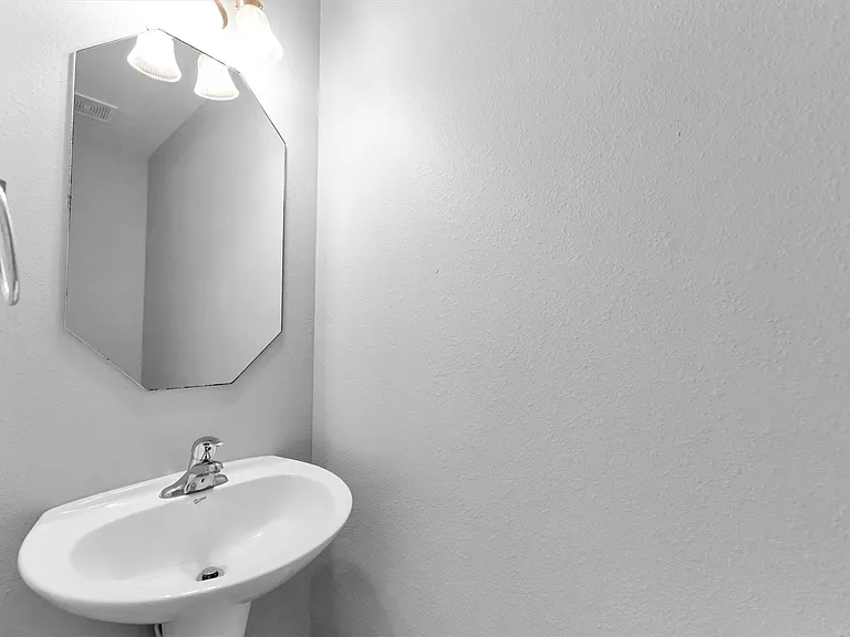 16007 Sandy Path Ln — Photo 24