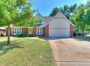 8911 S 73rd Ave E, Tulsa, OK 74133