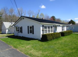25 Lagrange Rd, Howland, ME 04448