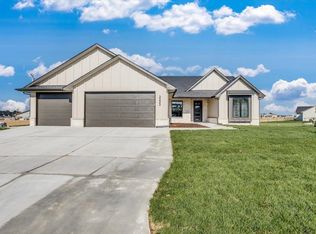 3233 N Pine Grove Cir, Wichita, KS 67205