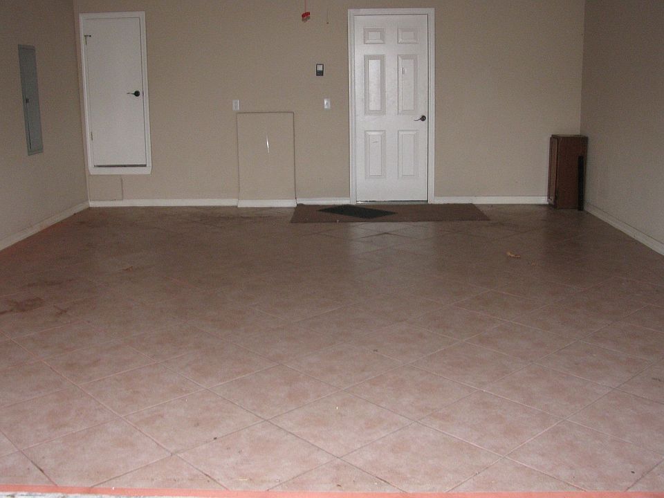 Tile Garage