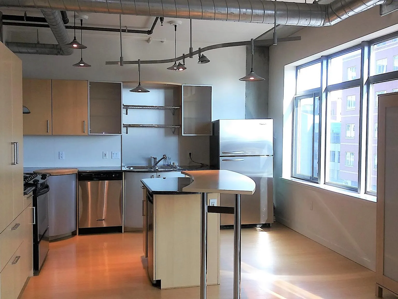 1 bed, 1278 sqft, $2,400 — Photo 4